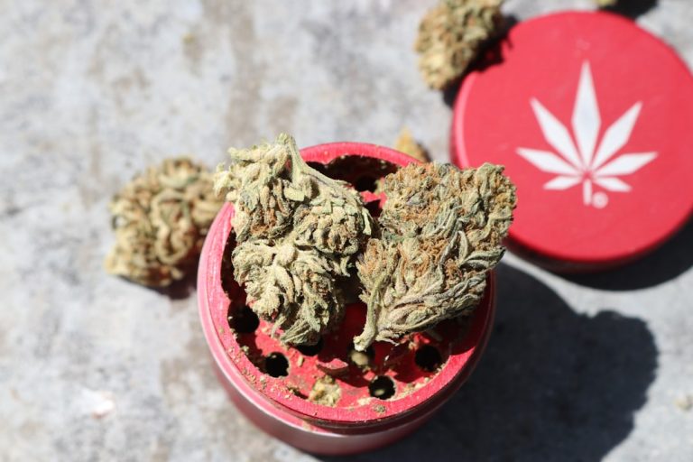 Buy THC Joints Online in Prague